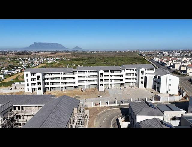 2 BEDROOM APARTMENT FOR SALE IN RIVERGATE